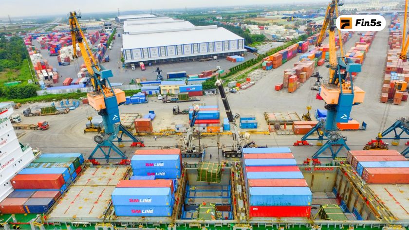 Rủi ro và thách thức khi đầu tư vào cổ phiếu HAH