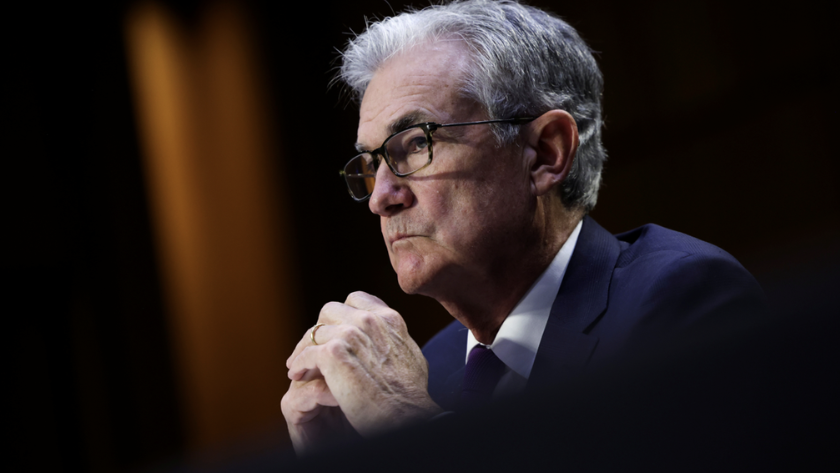 3 Tín hiệu Fed khiến giá lãi suất khó giảm và lạm phát xa mốc 2% Fed Đứng Trước Giai Đoạn Quyết Định